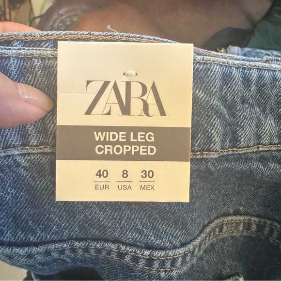 Zara Wide-Leg cropped Blue Jeans - Picture 5 of 9